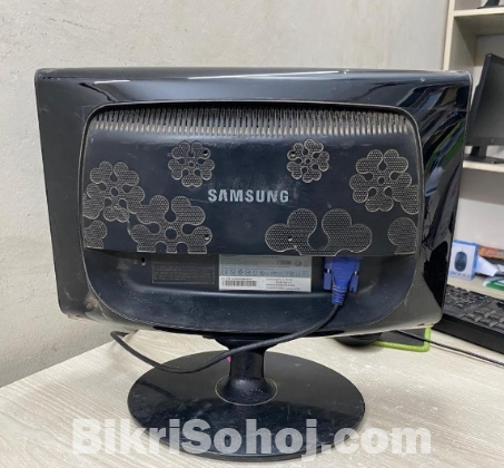 LED HD 16.5'' Moniror